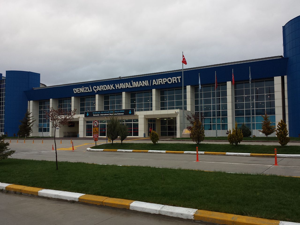 DHMİ Denizli Çardak Havalimanı